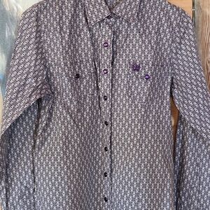 Cinch Women's Purple Patterned Button Down Shirt